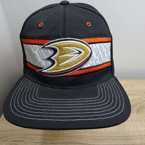 NHL Zephyr Anaheim Ducks Men Black Adjustable Hat Cap